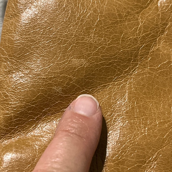 Hobo International Large Tan Distressed Fold Over Clutch Purse See Photos - Picture 10 of 13